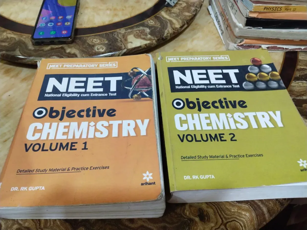 Arihant publication NEET preparatory series Volume 1 and 2 chemistry 